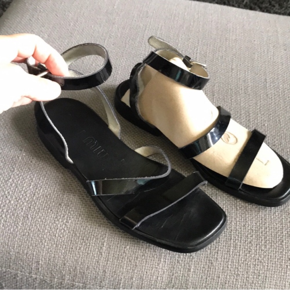 MIU MIU sandal🎀